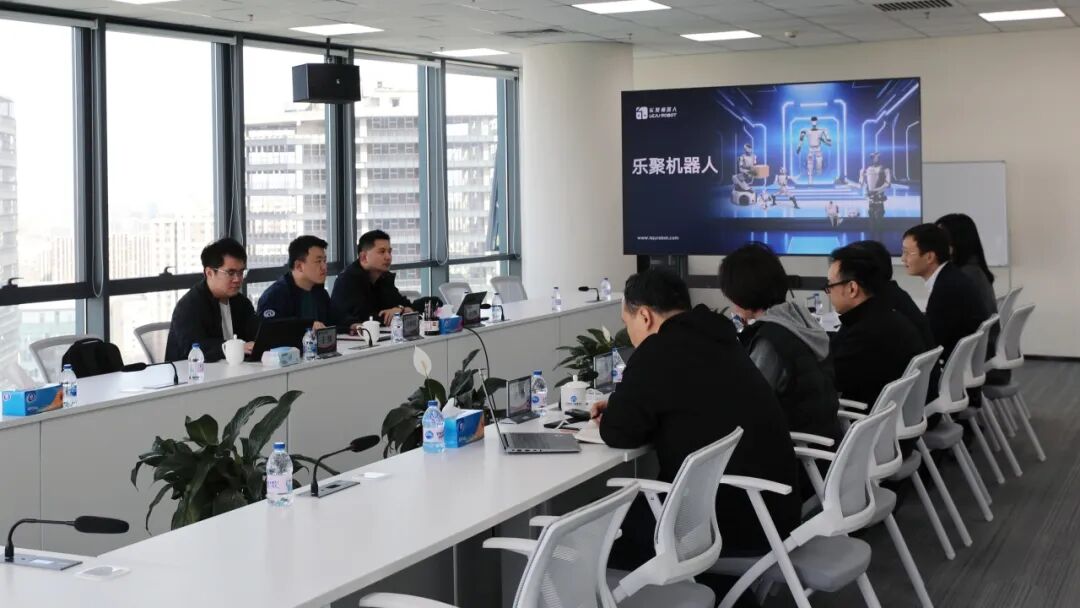 乐聚机器人董事长、首席技术官冷晓琨一行到访基金会