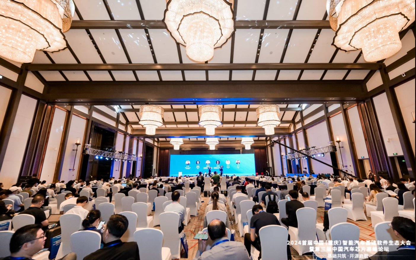 打破技术壁垒、创新生态模式——“小满”安全车控操作系统开源启航