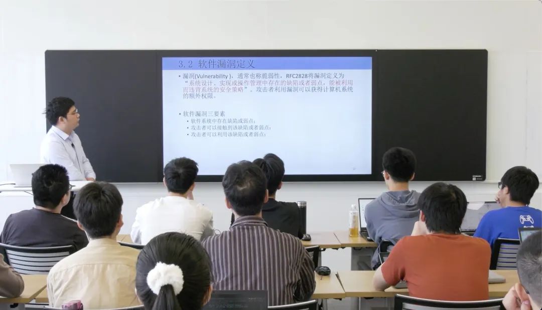 校源行 | 人物专访——慕冬亮：开源是一场默默耕耘与培育生态的修行